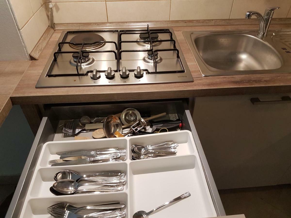 Appartamento Apartman Ella Zagabria Esterno foto